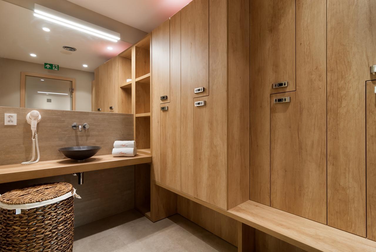 Wellness Hotel Grand ชปินด์เลอรูฟ มลิน ภายนอก รูปภาพ